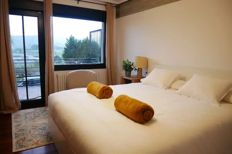 KH Lezama Suites