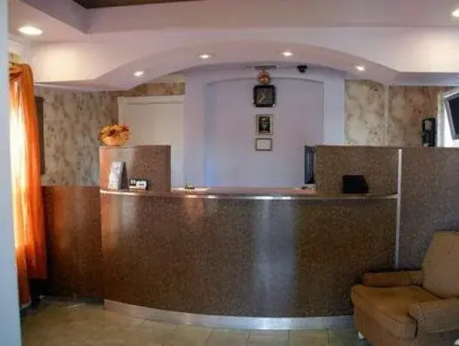 Ambassador Inn & Suites
