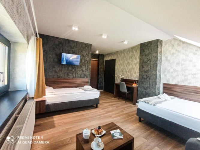 Standard Quadruple room with mountain view