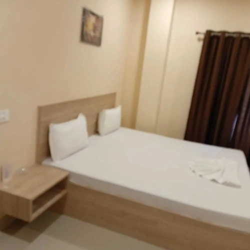 Standard Double room with city view