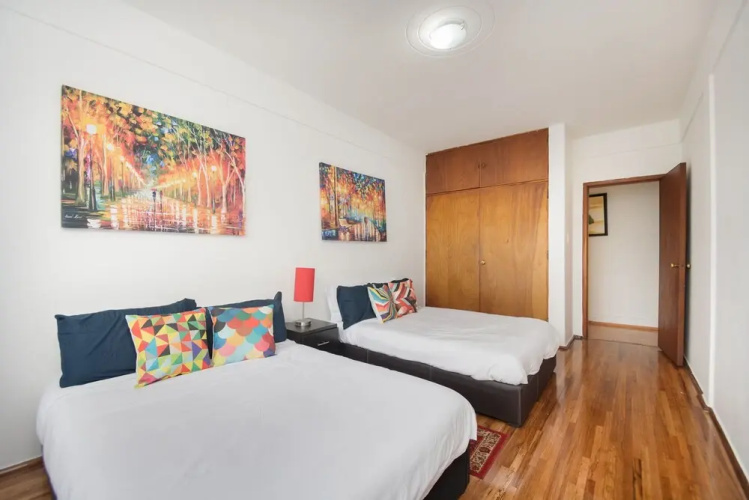 Roma Sur Balcony Apartments - Family Friendly