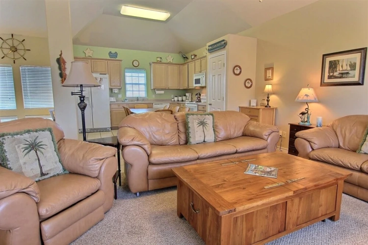 3 Bedrooms Cottage