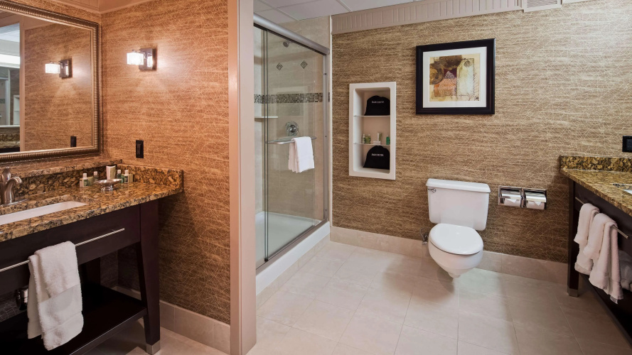 Best Western Plus Concordville Hotel photo 10