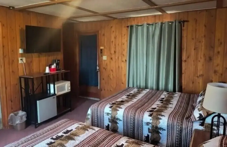 Big Sky Motel