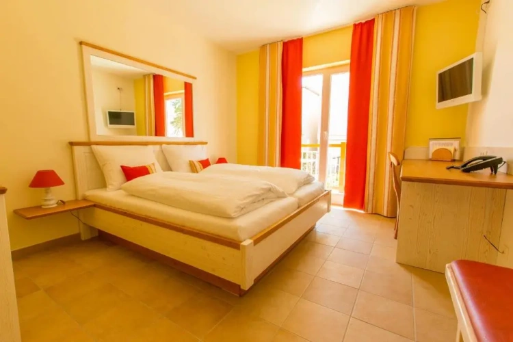 Standard Double room with balcony