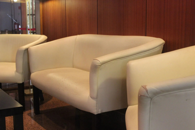 Made Inn Faro Hotel