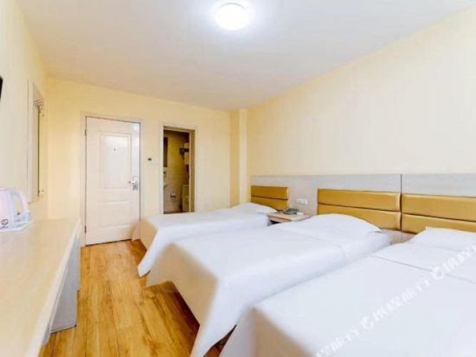 Business Triple room