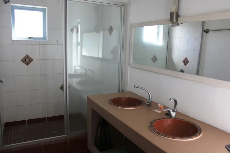10 Villa Paradiso Self catering