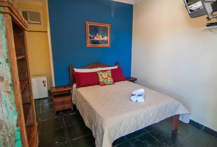 Economy room