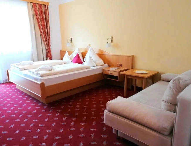 Deluxe Double room with balcony