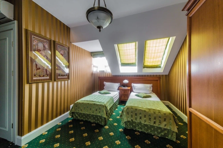 Superior Triple room