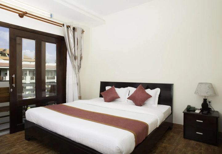 Sun & Sands Beach Hotel