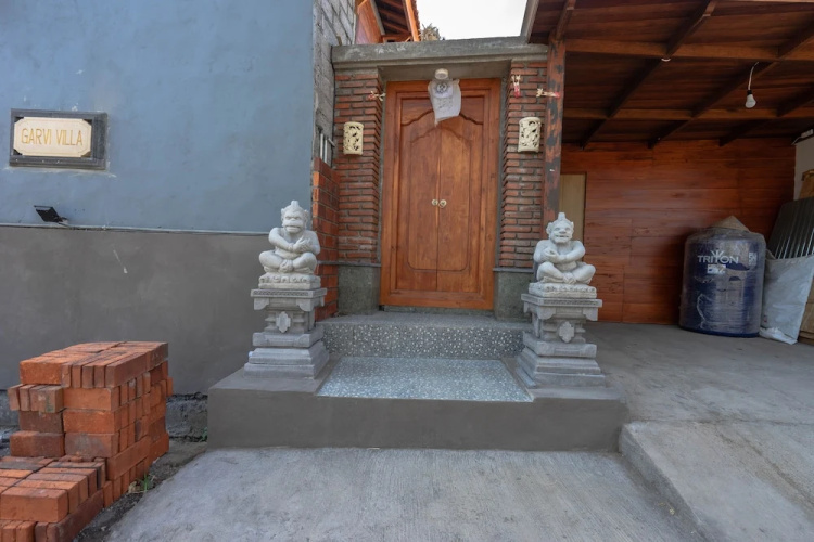 Garvi Villa