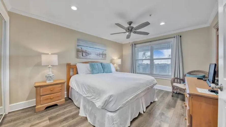 Crystal Dunes 405