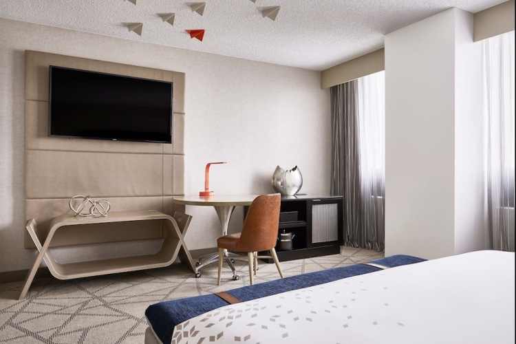 Renaissance Denver Stapleton Hotel photo 9