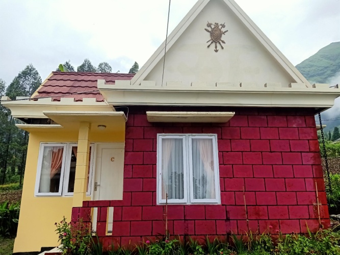 Double Cottage