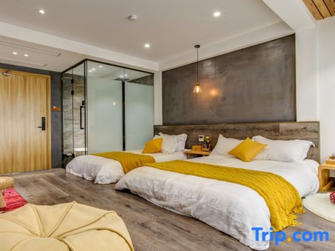 Standard Family room