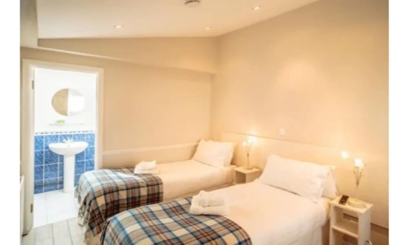Standard Single room