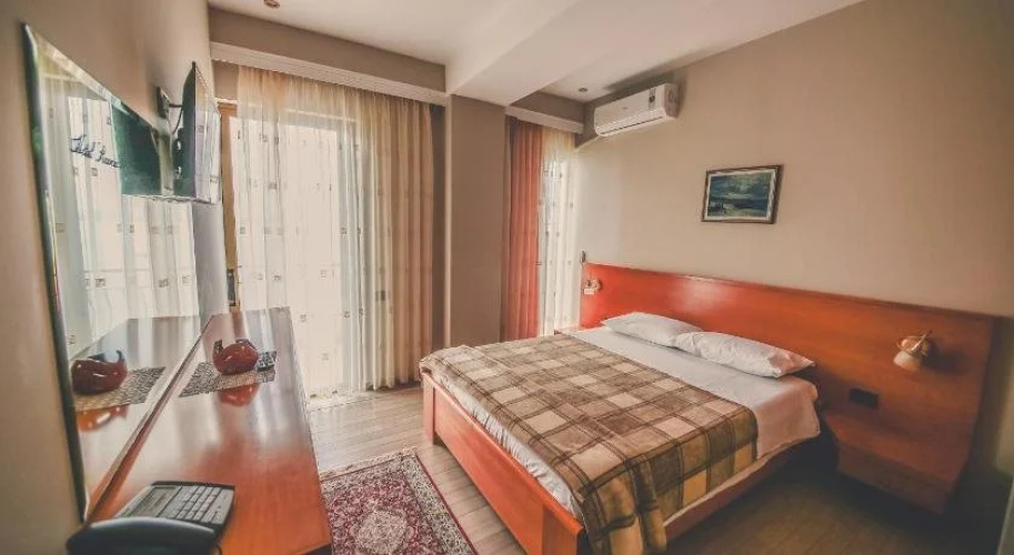 Kaonia Hotel