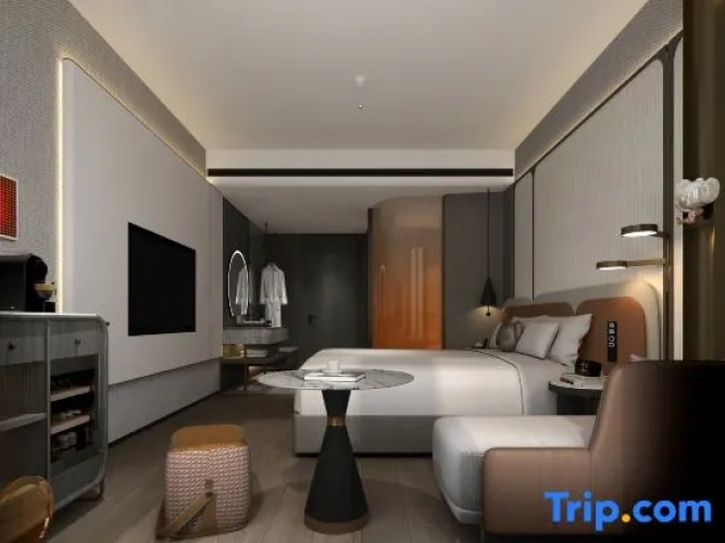 Standard Double room with city view