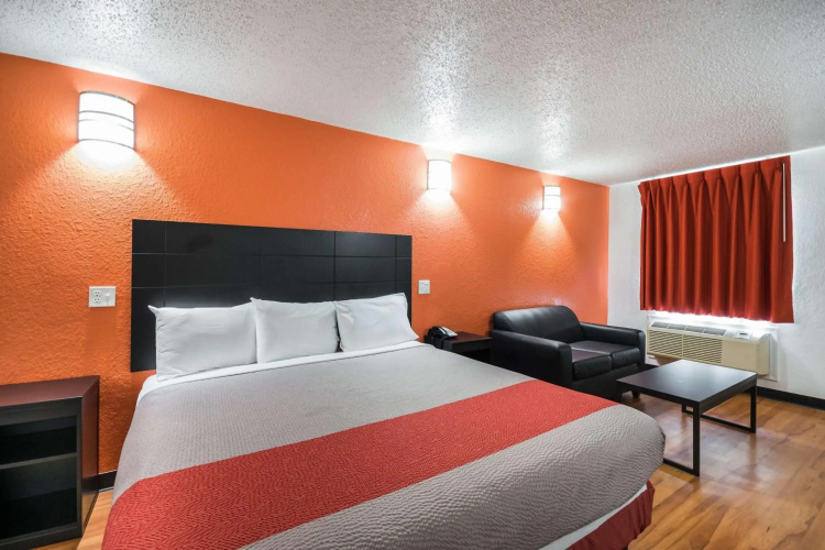 Motel 6 Houston, TX - Brookhollow