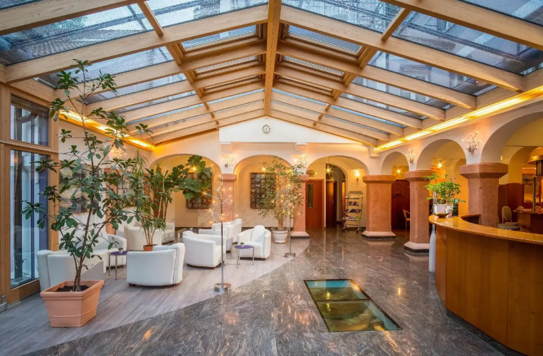 Hotel Atrium