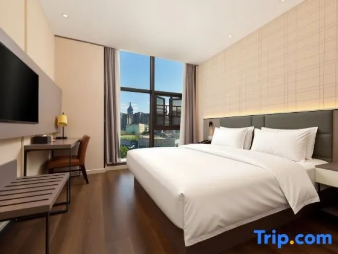 Standard Double room with view