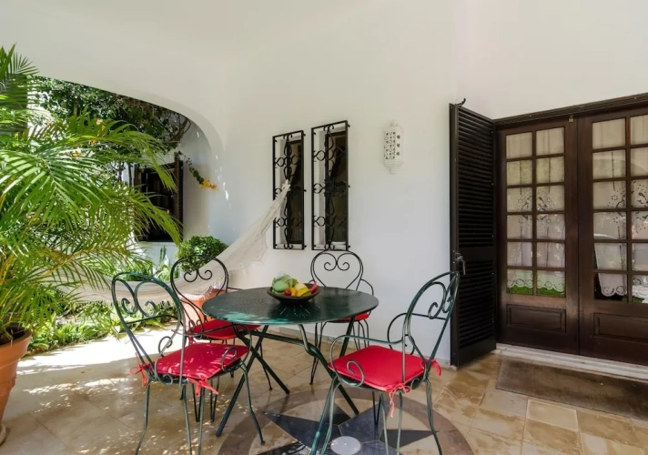 5 Bedrooms Villa with city view