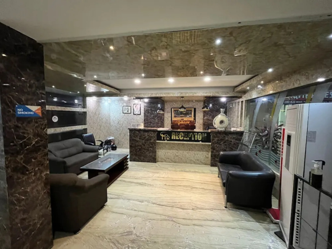 OYO 4822 Hotel Pratap Residency