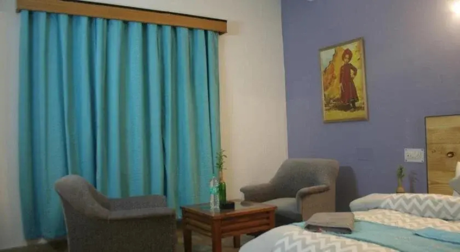Hotel Royal Home Touch