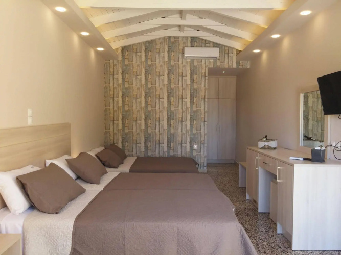 Anetis Beach Hotel