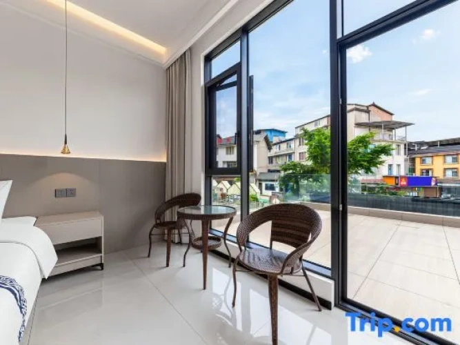 Standard Double room with view