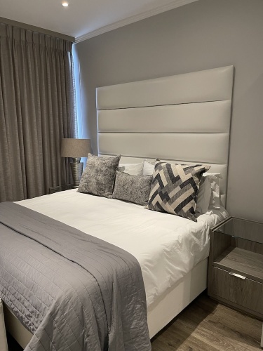 2 Bedrooms Luxury Apartment