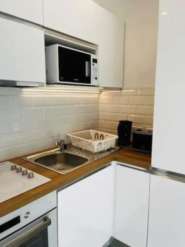 Sliema, Stylish 2 Bedroom Apartment with Parking