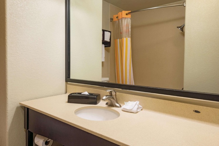Deluxe Double Suite