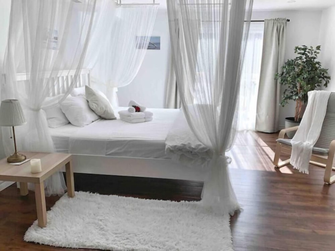 Romantic Studio Cottage