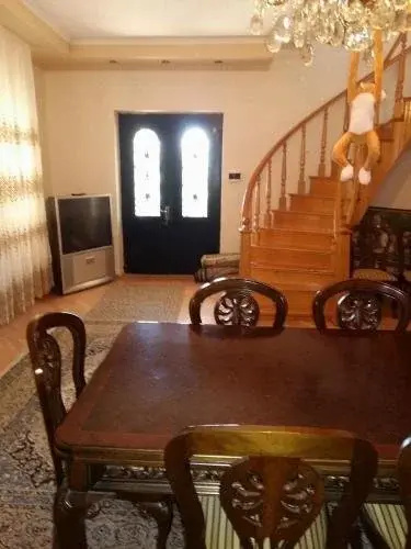 Qetos Home