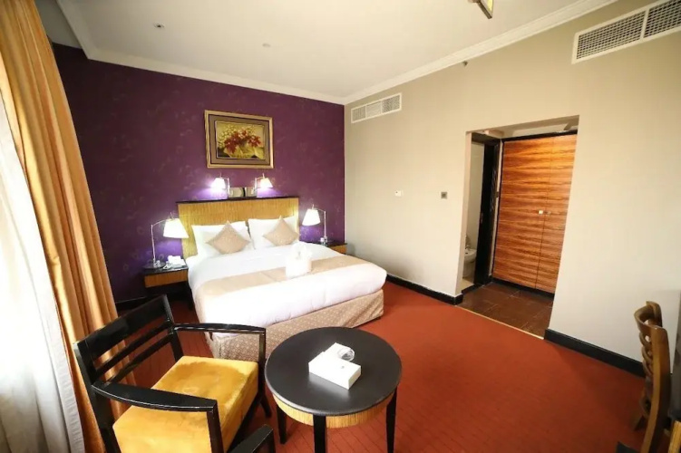 Creek Gate Hotel