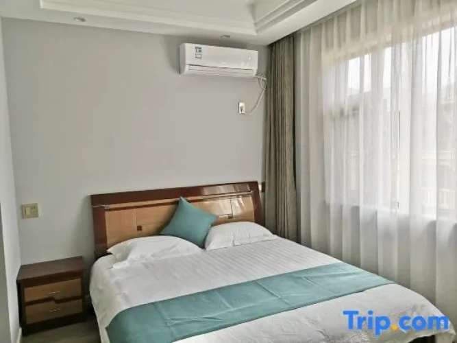 Deluxe Family Suite