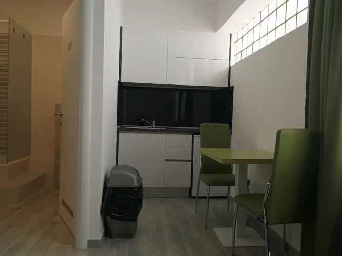 Hostel 3F
