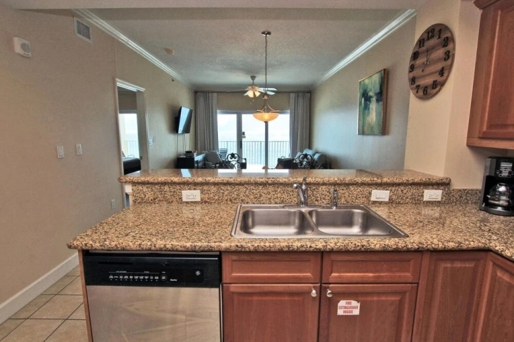 Seawind 1302 by Youngs Suncoast