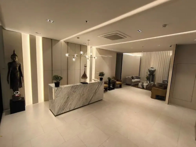 Sathorn 111