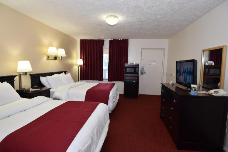 Knights Inn Oswego