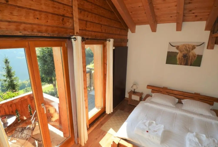 Standard Triple room with mountain view