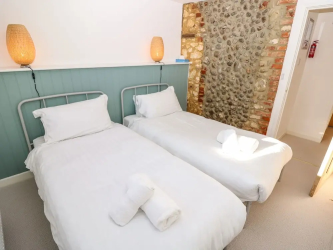 1 Star Cottages
