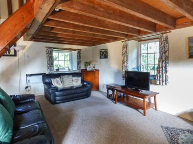 Henblas Coach House