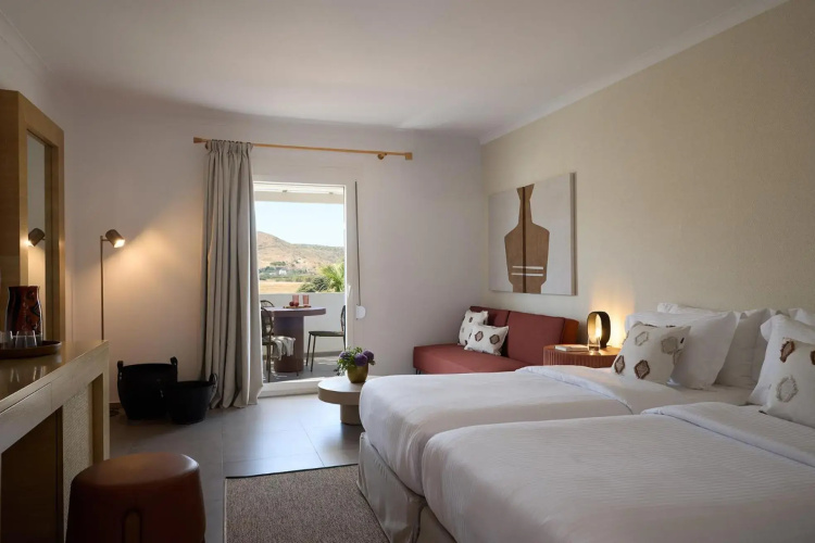 Golden Milos Beach House by Domotel