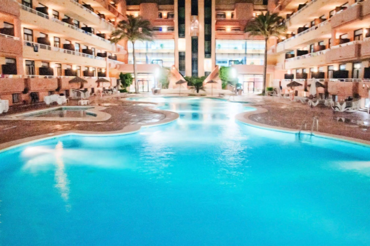 Aparthotel Advise Reina photo 13