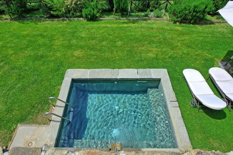 3 Bedrooms Villa