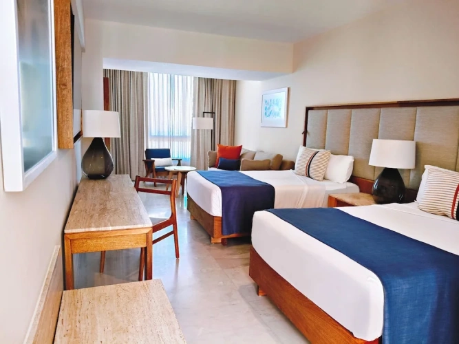 Deluxe Quadruple Suite